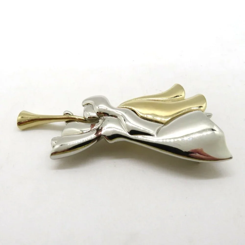 Liz‎ Claiborne Angel Brooch Gold Silver Tones Flying Trumpet 2.5